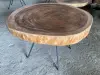 Artikelbild 7 des Artikels “Niedriger Naturholztisch rund aus Suar mit Metallbeinen Spider. 96cm Länge, 94cm Breite, 60cm Höhe. Tischplatte 10cm dick. “